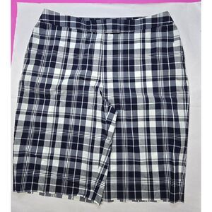 Jones New York Signature Stretch Black White Plaid Bermuda Golf Shorts Size 12